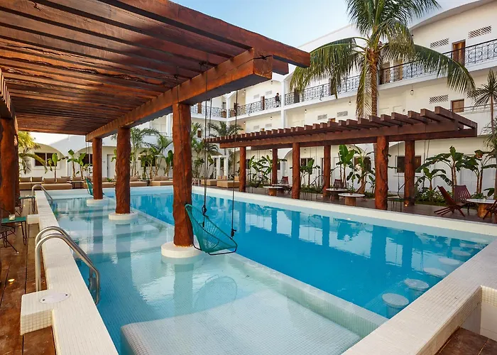 Hotel Hm 4*
